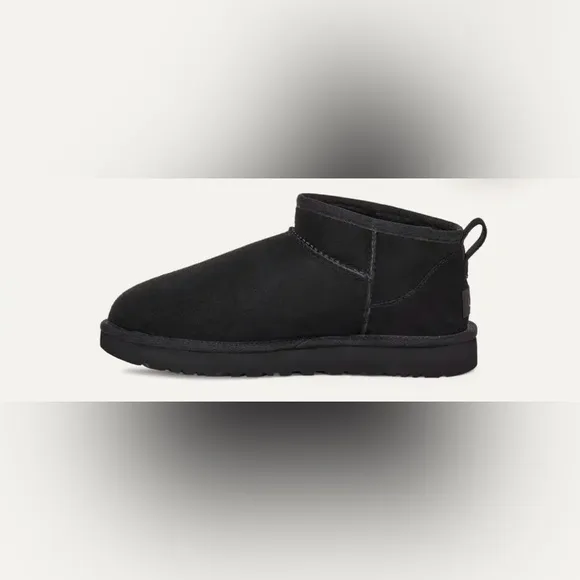*IR* BRAND NEW UGG - Size 5 &amp; 6 Ultra Mini Boots Black