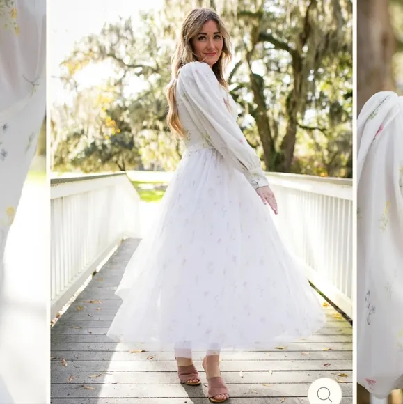 IVY CITY co. Florence dress in off white floral XXS