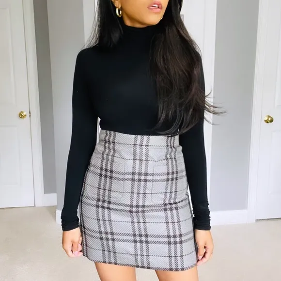 J. Crew | Grey and Black Plaid Academia High Waist Mini Skirt with pockets