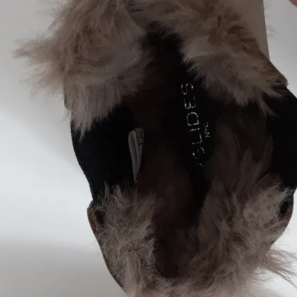 J Slides tan leather pull on faux fur boot sneakers