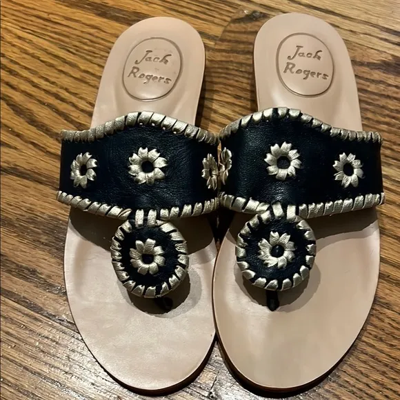 Jack Rogers navy and gold girls Jack Sandals size 5 NWT