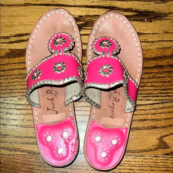 Jack Rogers Pink and gold Kids Jack Sandals size 5 EUC