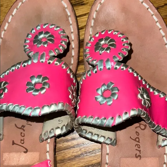 Jack Rogers Pink and gold Kids Jack Sandals size 5 EUC