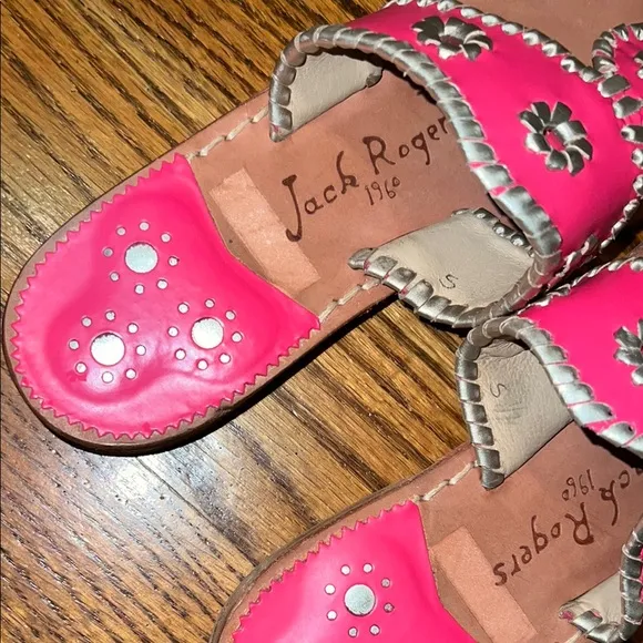Jack Rogers Pink and gold Kids Jack Sandals size 5 EUC
