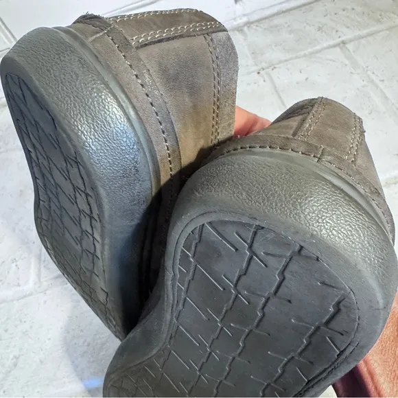 John Varvatos Slip On Loafers Suede Leather Grey Shoes Men’s Size 10