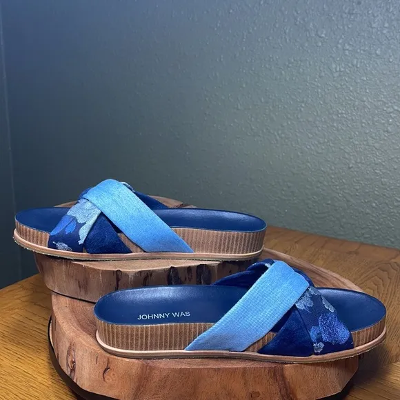 JOHNNY WAS Denim Suede Floral Tapestry Twist Slides