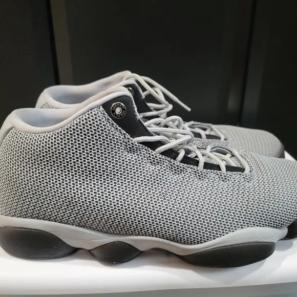 Jordan Horizon Low Wolf Gray and Black Mid-Top Sneakers with Mesh Design