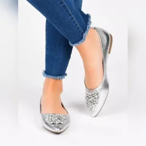 Journee Collection Women's Renzo Jeweled Flats - Size 10 - NIB