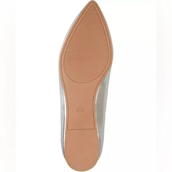 Journee Collection Women's Renzo Jeweled Flats - Size 10 - NIB
