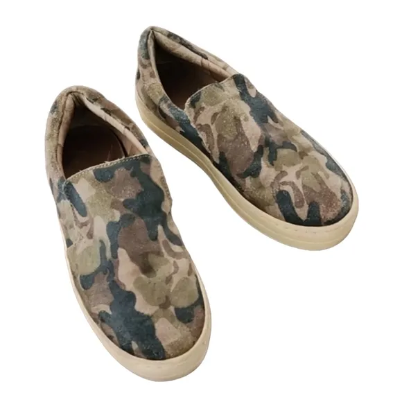 J/SLIDES NYC Harry Camo Suede Platform Slip On Sneakers 7