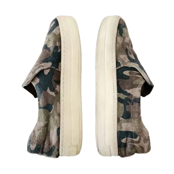 J/SLIDES NYC Harry Camo Suede Platform Slip On Sneakers 7