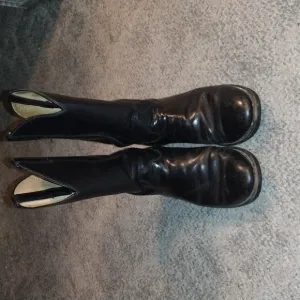 Justin Boots Black Cowboy Boots