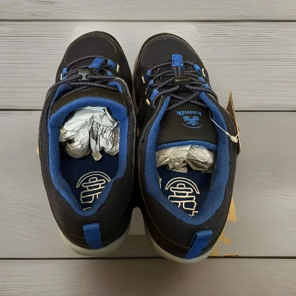 KAMIK Unisex Hiking Shoes Canadian Outdoor Athletic Waterproof Toggle Lace