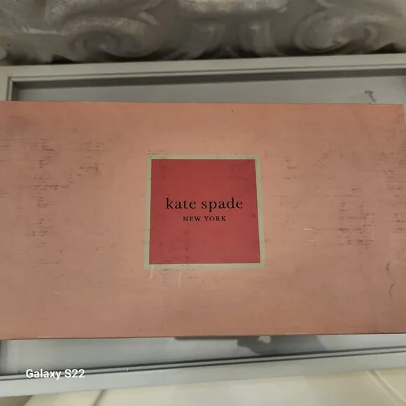 Kate Spade &quot;Camellia&quot; pebble leather red loafers. NIB. Size 5