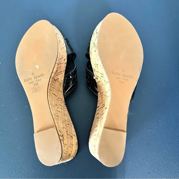 Kate Spade Tawny Black Patent Leather Natural Cork Peep Toe Wedge Sandals Size 9