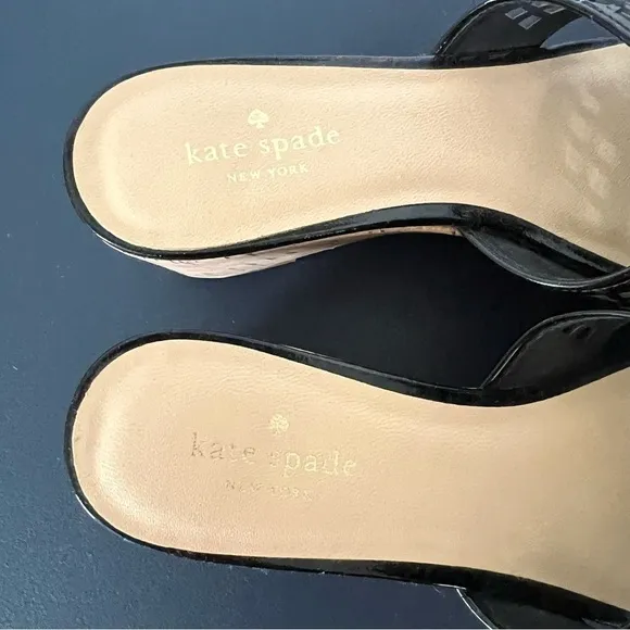 Kate Spade Tawny Black Patent Leather Natural Cork Peep Toe Wedge Sandals Size 9