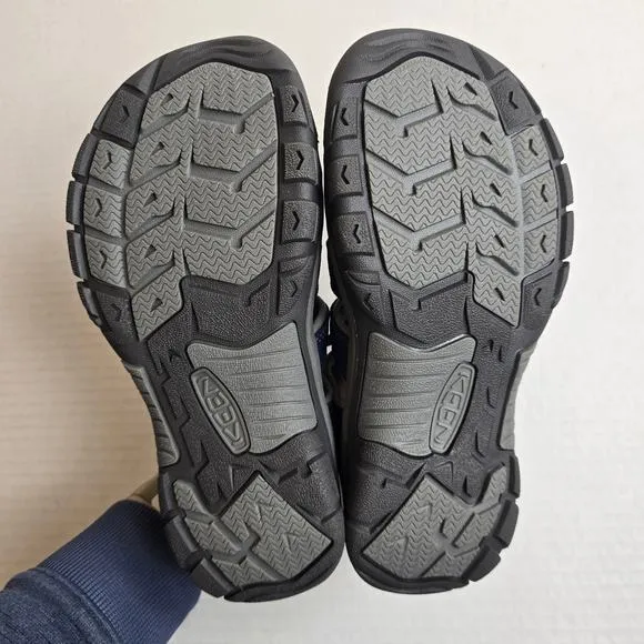 Keen Big Kids Size 6 Newport H2 Sandals Blue Depths Gargoyle 1009962 Hiking
