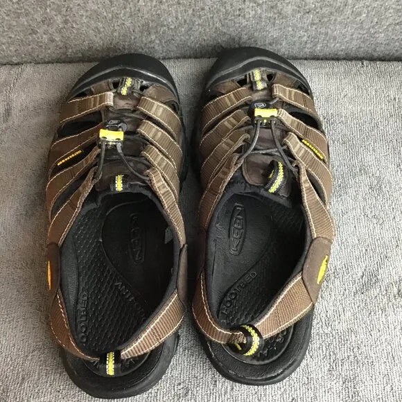 Keen Footwear Waterproof Hiking Sandals Men's Sz 10.5 Brown EUC