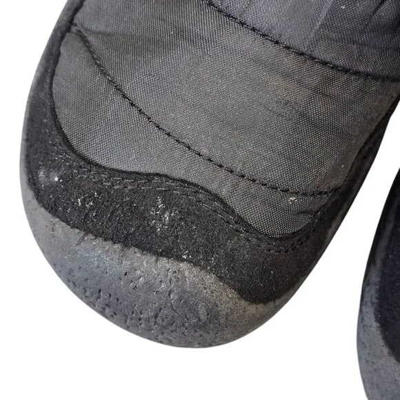 Keen Kids Youth 3Y Howser II Waterproof Chukka Black Insulated Boots