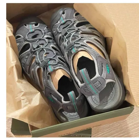 Keen Medium Gray Peacock Green Whisper Sandal Women's Size 10 NWT