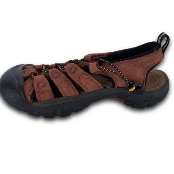 KEEN Newport Hiking Sandals Mens size 7