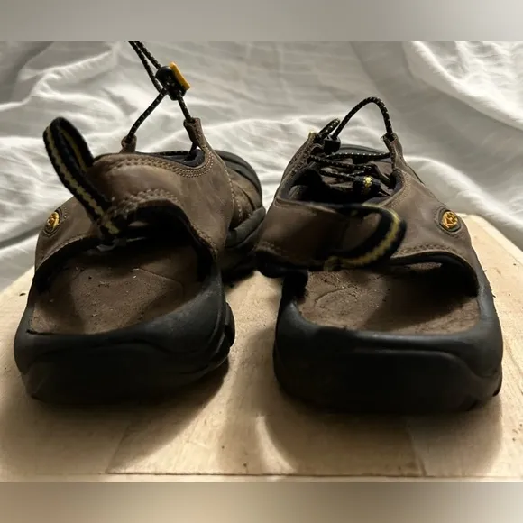 Keen Newport Men's Sandals Brown Leather Size 9.5