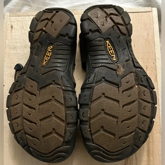Keen Newport Men's Sandals Brown Leather Size 9.5