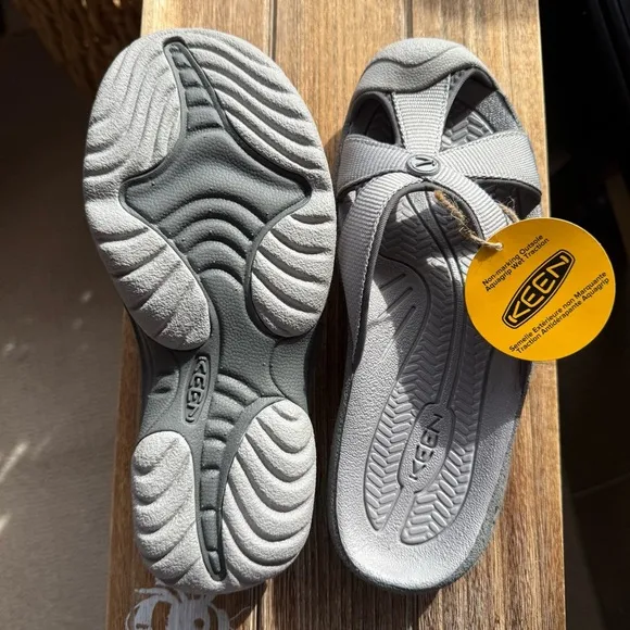 Keen Women's Bali Slide Sandal with Cross Strap Design and Cushioned Sole
