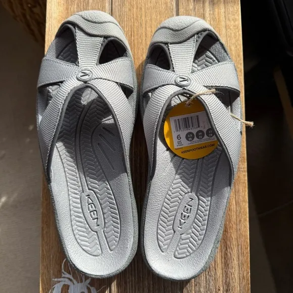 Keen Women's Bali Slide Sandal with Cross Strap Design and Cushioned Sole