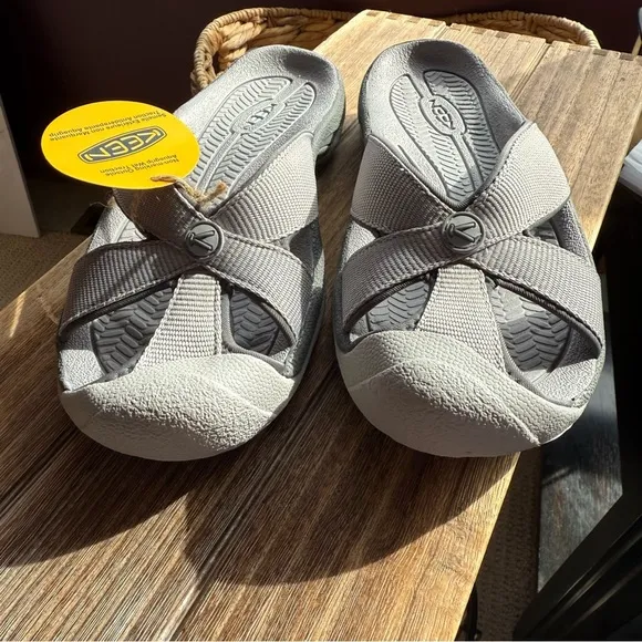 Keen Women's Bali Slide Sandal with Cross Strap Design and Cushioned Sole