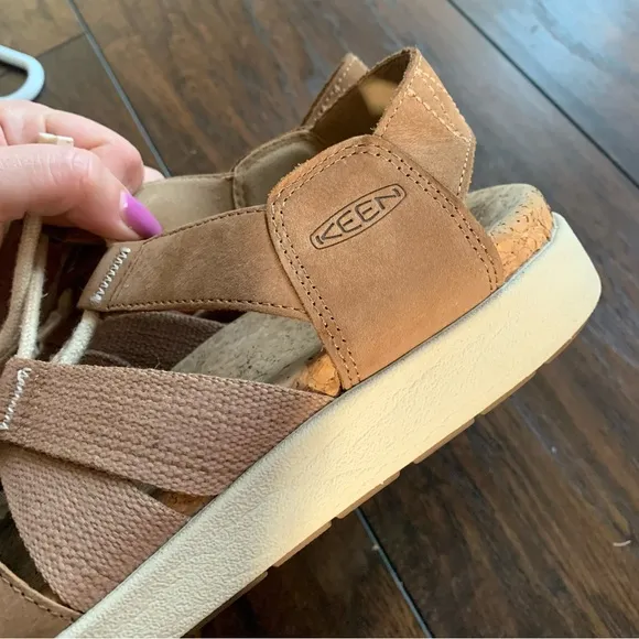 KEEN Women's Elle Mixed Strap Comfortable Casual Platform Sandals 7.5