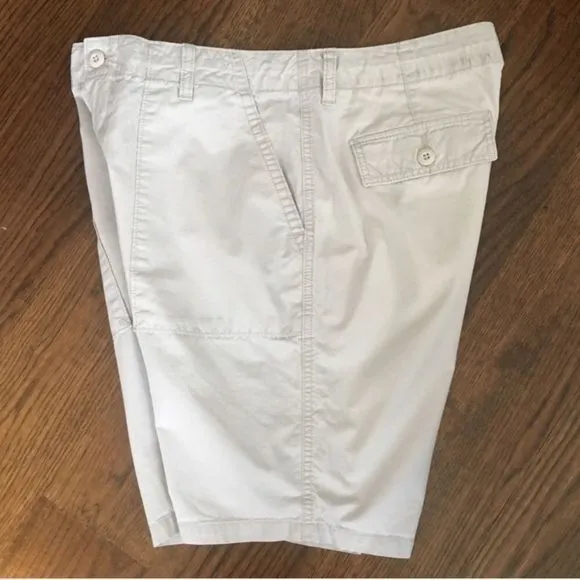 Khaki Mens Flat Front Shorts Size 34