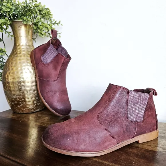 Kodiak Genuine Leather Chelsea Low Rider Burgundy Boots Women's Size 9
