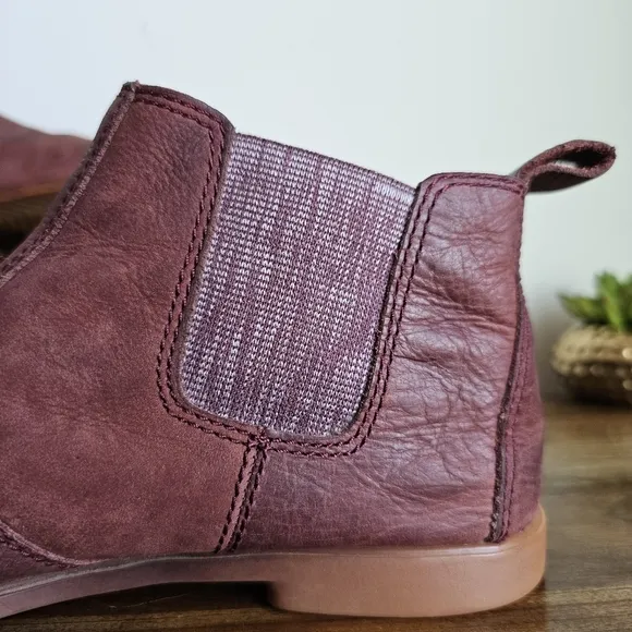 Kodiak Genuine Leather Chelsea Low Rider Burgundy Boots Women's Size 9