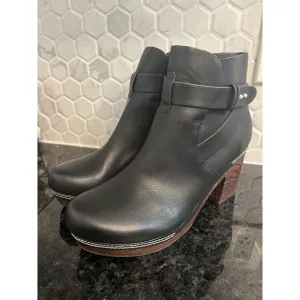 Kork-Ease Ankle Bootie Leather Black Block Heel Women's 7.5 Trisha retail‎ $230