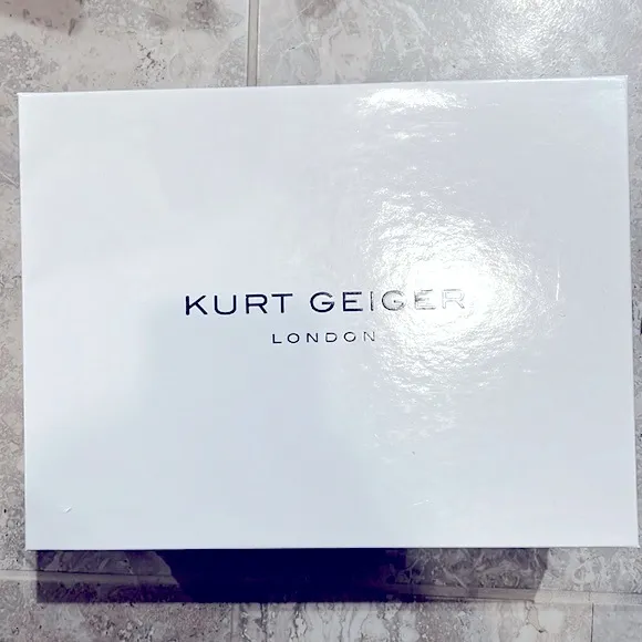 Kurt Geiger London Knit Jewel Sneakers, Blush Pink Size EU 37, US 7 New in Box