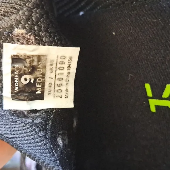 Kuru Womens Performance‎ Athletic/Training Black/Grey Knit Sock Sneakers S-9