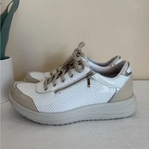 Kybun Lancy KYBoot White/Tan Patent Leather Walk-On-Air Italy Sneakers Women’s 8