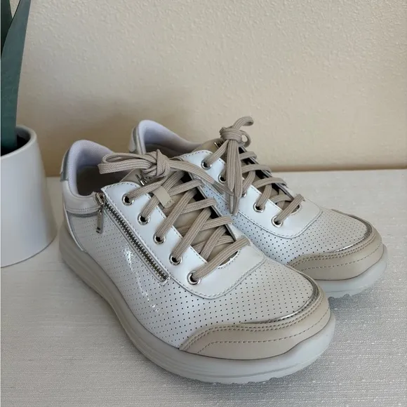 Kybun Lancy KYBoot White/Tan Patent Leather Walk-On-Air Italy Sneakers Women’s 8