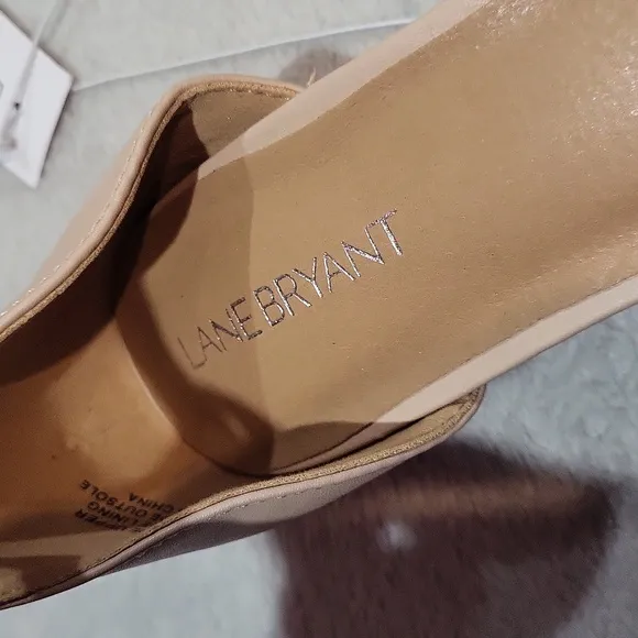 Lane Bryant Flat