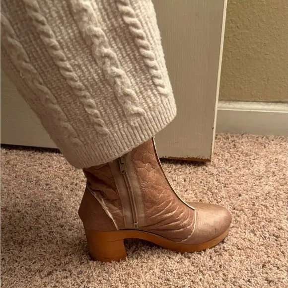 Lazuli Clog Boots, My Clog Vegan Leather Heeled Boots Beige Size 39 Sz 8.5 US