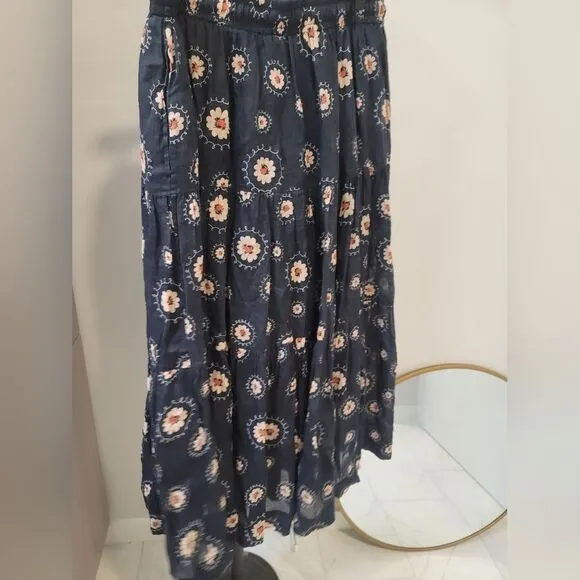 LEE MATHEWS 100% Ramie Maxi Skirt Size 4