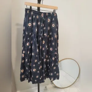 LEE MATHEWS 100% Ramie Maxi Skirt Size 4