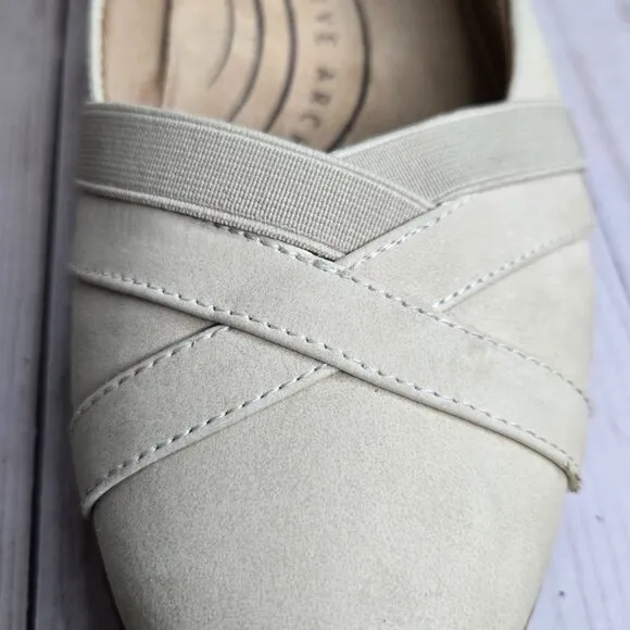 Lifestride Women's Northern Ballet Flat Almond Milk (Off White) Size 10Wide