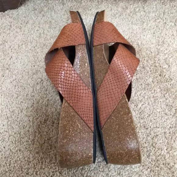 LOLA SABBIA for Eric Michael size 41 brown slides