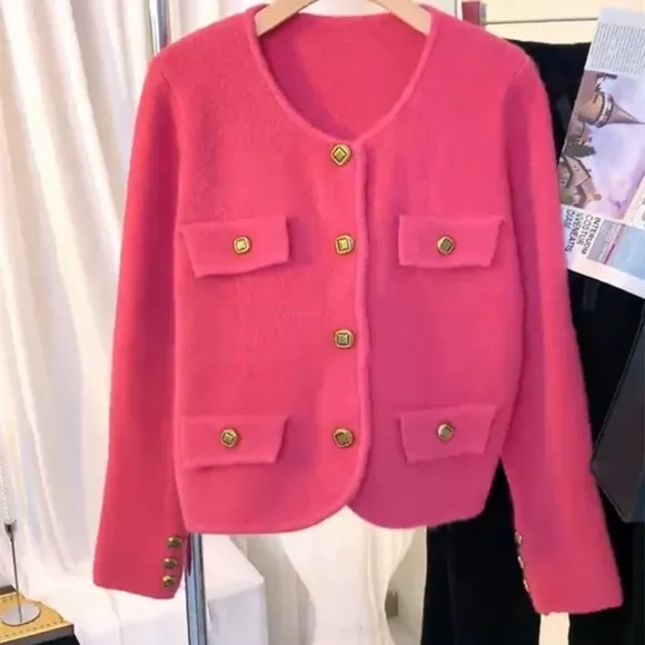 Lovely Feminine and Trendy Chic Topcoat