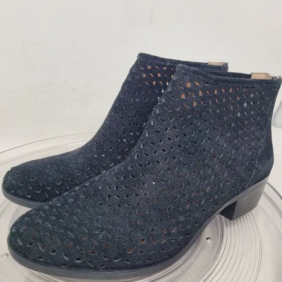 Lucky Brand Bergyn Perforated Ankle Boots Bootie Suede Leather Black Sz 10 99 %