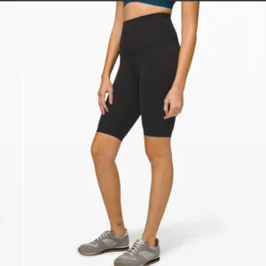 Lululemon Align Super High Rise SHR Short 10&quot; BLK