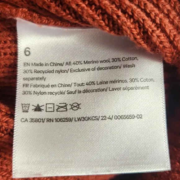 Lululemon Merino Wool-Blend Ribbed Turtleneck Sweater in Cayenne Size 6