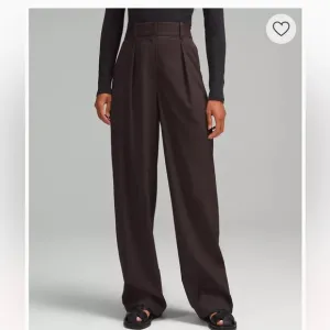 Lululemon Pleat-Front High-Rise Trouser PantsRegular